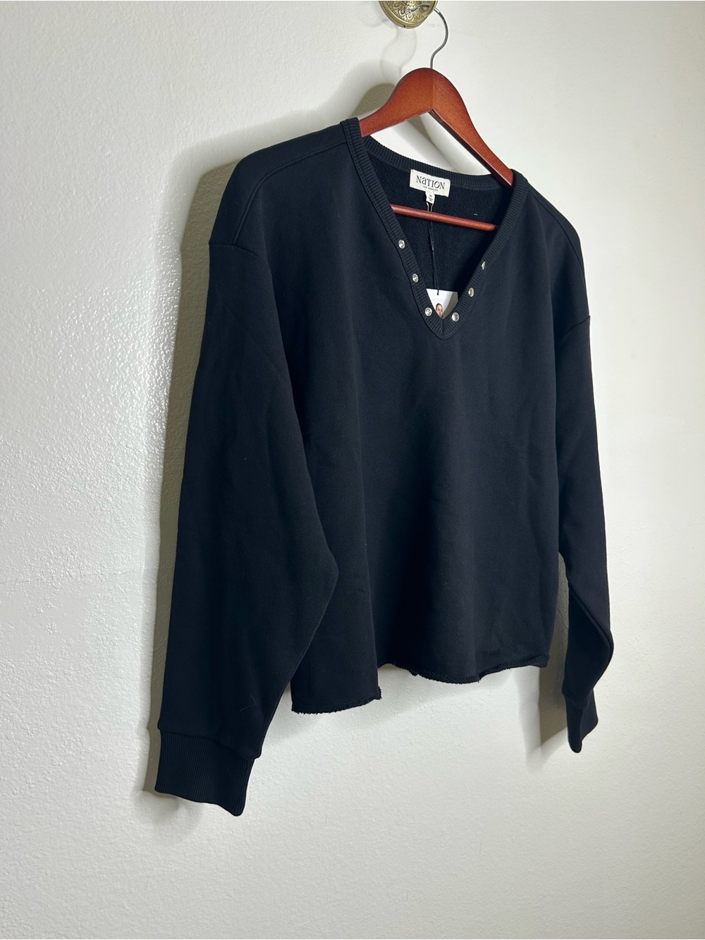 NWT Nation LA 100% Cotton Terry Black V - Neck Silver Button Tommie Sweatshirt